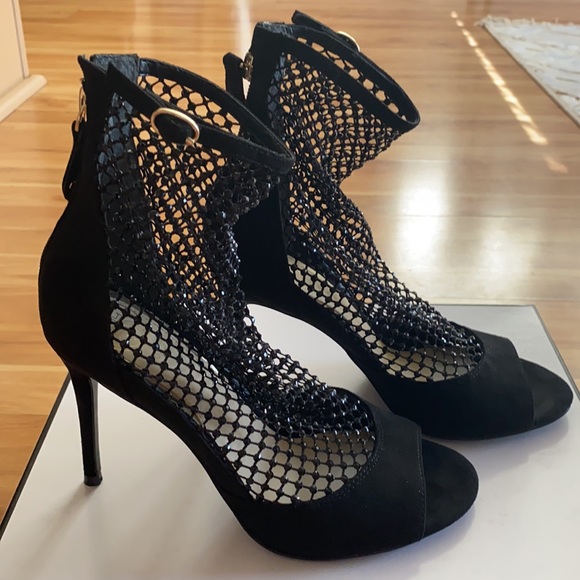 ✨ GUESS black high heels rhinestone shoes - Picture 13 of 14